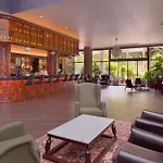 H10 Marina Отель 4*