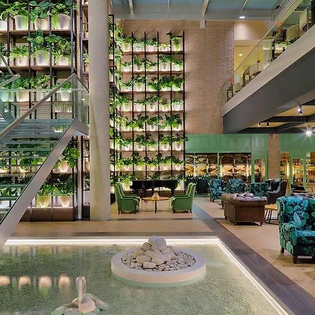Hotel H10 Marina 4*