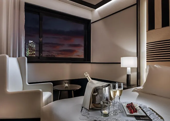 Hotel H10 Marina Barcelona