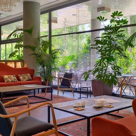 H10 Marina Otel 4*