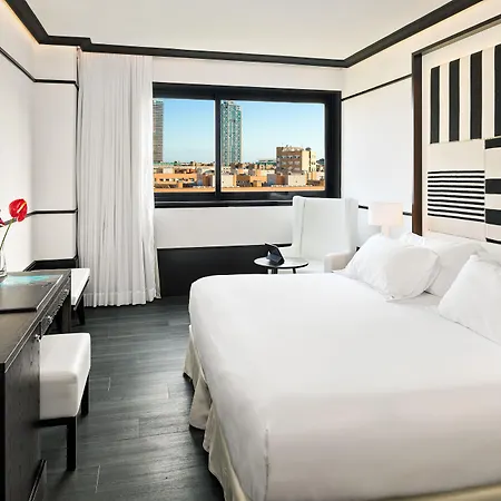 מלון H10 Marina 4*